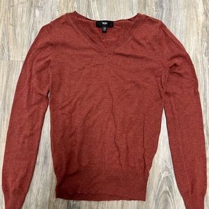 Cute rust colored shirt